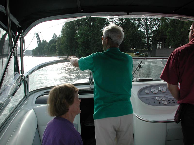 Mary and John Jay on boat.jpg 86.2K